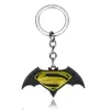 Llavero Superman Guerra Batman Logo S de Superman Colgante Máscara de Batman Regalos de Comercio Exterior