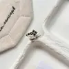 Anel vintage único com cadeado e chave cravejado de diamantes para mulheres, novo estilo desgastado, versátil para usar em camadas, anel aberto ajustável para mulheres