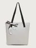 Bolsa Tote para Mulheres 2025 Moda Tendência Bolsa de Mão Simples Decoração com Lenço de Seda Bolsa de Ombro Bolsa de Braço Dropshipping