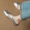 Chinelos Femininos de Salto Anabela de Verão, Sandálias Fechadas de Couro Bovino Cor Prata, Chinelos Femininos Versáteis de Salto Baixo com Solado Macio Antiderrapante
