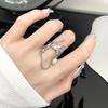 Anillo de Diamantes Plisado Distintivo de Diseño Nicho Sentido de Lujo Ligero Alto Sentido Moda Irregular Anillo Abierto de Piedra Lunar para Mujer