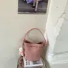 Bolsa de Axila Coreana Transfronteiriça para Mulheres 2026 Nova Moda de Verão Bolsa Saco Vazada Grande Capacidade Bolsa Transversal