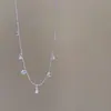 Nuevo producto de verano: Collar en capas con colgante de corazón de nicho con pedrería súper brillante, realza el cutis, cadena de doble capa para la clavícula, gargantilla exquisita y moderna