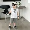 Conjunto de Verano para Niños 2026 Estilo Nuevo Camiseta sin Mangas de Dibujos Animados para Niños Pantalones Cortos de Moda Conjunto de Dos Piezas de Verano para Bebé Moda 3