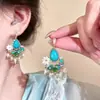 Estilo Vacaciones Junto al Mar Imitación Esmeralda Turquesa Gota de Agua Borla Flor Pendientes Lujo Ligero Exquisitos Versátiles Joyería de Oreja Distintiva