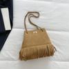 Bolso de Hombro con Cadena de Borlas de Textura de Alta Gama Bolso Cruzado Nuevo Versátil para Mujer Bolso de Viaje Bolso Cubo Simple de Moda