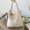 Bolsa de lona de dibujos animados en relieve de Corea del Sur para mujer, bolsa de compras de gran capacidad para ir al trabajo, 2025, bolso de mano pequeño y fresco