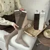 Calcetines Nuevos de Otoño e Invierno para Mujer, Sin Costuras, a Media Pantorrilla, Calcetines Holgados de Lunares Marrón Chocolate Retro, Calcetines Rectos Versátiles