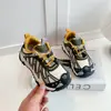 Nuevos Zapatos Deportivos de Moda Estilo Casual Otoño 2026 para Hombres y Mujeres Malla Transpirable Ligeros Versátiles Bloques de Color Zapatos para Correr
