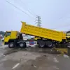 Fornecimento Transfronteiriço de Caminhões Basculantes Usados Howo 6*4, Caminhões Basculantes de 10 Rodas para Transporte de Carga