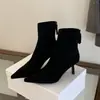 Botas Femininas Retro de Salto Alto Emagrecedoras Super Emagrecedoras Versáteis Salto Fino Camurça Temperamento Garota Spicy Botas Curtas com Pelúcia Botas de Cano Curto