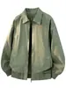 Jaqueta de trabalho oversized para homens, adequada para primavera e outono, estilo solto e casual, projetada para biotipos maiores, streetwear americano, estilosa e descolada, com gola de lapela