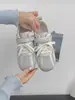 Sapatos Alemães de Salto Alto com Solado Grosso para Mulheres 2026 Primavera Nova Chegada Velcro Sapatos Brancos Sapatos Femininos Casuais Esportivos Sapatos Forrest Gump