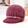 Gorros de otoño e invierno para mujer, madres de mediana edad y mayores, gorros de punto con protección para las orejas, gorros cálidos con forro de polar para abuelas