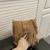 Estilo Bohemio Étnico Bolso con Borlas Retro Nicho Ins Hebilla de Cinturón de Gamuza Decorativa Bolso Pequeño Cuadrado Cruzado