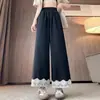 Calças jeans finas de Tencel para primavera, verão e outono para meninas, estudantes do ensino fundamental II e médio, com retalhos de renda, design de perna larga e comprimento reto cropped