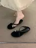 Sandálias Slip-On Versáteis Foscas Estilo Coreano para Mulheres, Bico Redondo, Salto Bloco, Fivela de Metal 2026, Chinelos Primavera/Verão