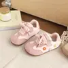 Tênis de treino infantil alemão 2026 primavera e outono novo estilo coreano moderno tênis casuais da moda para meninas com solas macias