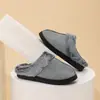 Pantuflas de Algodón Desgastado con Ribete de Piel para Parejas, Uso en Casa, Forradas de Felpa, Zapatos de Algodón Cálidos, Suela Gruesa, Antideslizantes, Pantuflas Peludas para Mujeres, Adecuadas para Usar al Aire Libre, Suela Gruesa