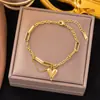Conjunto de Colar de Aço Titânio para Mulheres Dongguan Transfronteiriço, Conjunto de Colar e Pulseira de Coração de Alta Qualidade, Conjunto de Joias da Moda Leve de Luxo