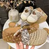 Deslumbrantes Chinelos Slip-On de Malha Trançada com Bolinhas, Meio Chinelo Birkenstock-Style da Moda com Solado Grosso que Aumenta a Altura para Uso Externo, Novo Modelo de Verão 2026