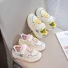 Zapatillas para Niñas 2026 Nuevos Zapatos Casuales de Dibujos Animados de Moda para Estudiantes de Primaria, Niños Medianos y Mayores, Zapatos Deportivos Antideslizantes, Zapatos de Princesa para Niños