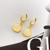 Verano Nuevos Aretes de Piedra Natural Aretes de Gama Alta para Mujer Aretes Modernos Exquisitos Diseño Nicho Ligeros de Lujo Joyería