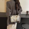 Bolso Pequeño Plateado para Mujer, Moda Verano 2026 Estilo Nuevo, Bolso de Hombro Versátil y Elegante, Adecuado para Viajar al Trabajo, Bolso Cruzado Tipo Almohada