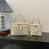 Bolsa transversal de corrente com padrão de diamante, moda transfronteiriça para mulheres, novo modelo 2026, pequena bolsa quadrada tipo caixa, bolsa transversal estilosa com rebites