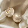 Pendientes de Perlas Rojas Artificiales con Cara Sonriente Abierta Tendencia en Tiktok para Año Nuevo, Estilo Retro Festivo, Pendientes Versátiles Adelgazantes