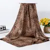 Novo lenço quadrado grande com estampa de leopardo europeu e americano 90 lenço de seda moda Coringa lenço estampado para mulheres venda por atacado direto da fábrica xale