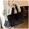 Bolso de Mano Rayado de Felpa Transfronterizo para Mujer, Bolso de Hombro Texturizado Simple Otoño e Invierno, Bolso de Axila de Moda de Gran Capacidad de Gama Alta