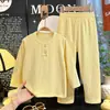 Conjunto de roupa íntima térmica de manga longa infantil para outono, cor sólida canelado para ficar em casa, estilo primavera e outono, conjunto de roupa íntima térmica para meninos e meninas