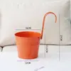 Maceta colgante de metal grande personalizada tipo cubo para barandillas de balcones interiores, maceta colgante sin agujeros para suculentas y plantas verdes, maceta colgante de pared