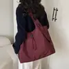 2026 Bolsa de Tecido Estilo Relaxado Fresca Nova para Mulheres Primavera Grande Capacidade Casual Moda Trabalho Tote Ombro Sobrancelha Bolsa
