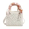 Bolsa de Mão Feminina Novo Estilo, Bolsa de Ombro Design de Nicho Acolchoado Moda Pu, Bolsa Quadrada Pequena Transversal Versátil Exquisita