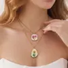 Colar de Resina com Flores Secas Naturais Estilo Europeu e Americano Pingente de Flor Eterna em Aço Inoxidável Dourado 18K Corrente para Clavícula para Mulheres Venda Quente Transfronteiriça