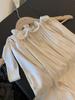 YIMENG24 Blusa sin mangas de satén acético con cinta, cuello con diseño de capullo de flor, plisado ondulado hecho a mano, camisa para mujer, primavera