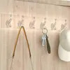 Ganchos de Roupa Sem Furos Ganchos Adesivos Montados na Parede Conjunto de Seis Ganchos Sem Marcas para Banheiro Dormitório Porta Pendurado na Parede Sem Marcas