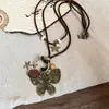 Collar de Cuerda de Cera con Cuentas de Madera y Colgante de Mariposa Nuevo Estilo Chino Retro Elegante Cadena para Clavícula Lujo Ligero Collar de Gama Alta para Mujeres