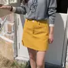 Falda Corta de Pana Color Blanco Roto Uncle Radish Ajustada al Cuerpo para Mujer, Temporada de Primavera, Versátil Falda de Línea A Estilo Coreano de Alta Gama