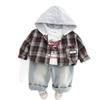 Conjunto de Roupa da Moda Outono para Meninos 2025 Novo Conjunto Elegante de Três Peças para Meninos Venda por Atacado da Fábrica de Origem