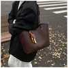 Bolso Tejido para Mujer 2025 Otoño Nuevo de Moda Estilo Coreano Bolso Tote Simple Gran Capacidad para Hombro Bolso de Cubo para Viajes