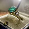SANJAY popular transfronterizo ins en línea roja con productos anillo para dama hecho a mano incrustado esmeralda joyería de mano
