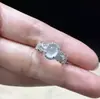 Anillo de Plata de Ley S925 Estilo Vintage Huevo de Jade Espuma de Agua para Mujer, Anillo de Encaje Versátil Exquisito de Lujo Ligero, Nuevo Estilo Chino Jade
