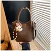 Bolso Cesta Casual Simple con Patrón de Lichi Retro, Bolso de Mano Versátil para el Día a Día, Bolso Cruzado Elegante para Oficinistas