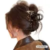 Presilha Triangular para Cabelo Cor de Café Modelo Novo 2026 com Acabamento de Luxo, Presilha Jacaré de Tamanho Médio para a Parte de Trás da Cabeça, Adequada para Cabelos Finos, Versátil para Uso Diário