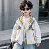Novo conjunto infantil de corta-vento para primavera e outono, jaqueta e calça reversíveis, novo estilo coreano, legal e estiloso, conjunto moderno super bonito