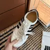 Zapatos de Entrenamiento Alemanes de Punta Redonda y Suela Plana para Mujer Estilo Retro 2026 Verano Nuevos Elegantes Versátiles con Cordones Casuales Zapatos Deportivos Zapatos de Tabla Forrest Gump