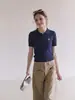 Camiseta de Punto Retro Azul Marino con Cuello Polo para Mujer, Verano Estilo Universitario Adelgazante Bordada Trenzada de Manga Corta Cintura Ceñida